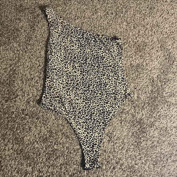Bodysuit One Strap Leopard Print - Picture 4 of 4